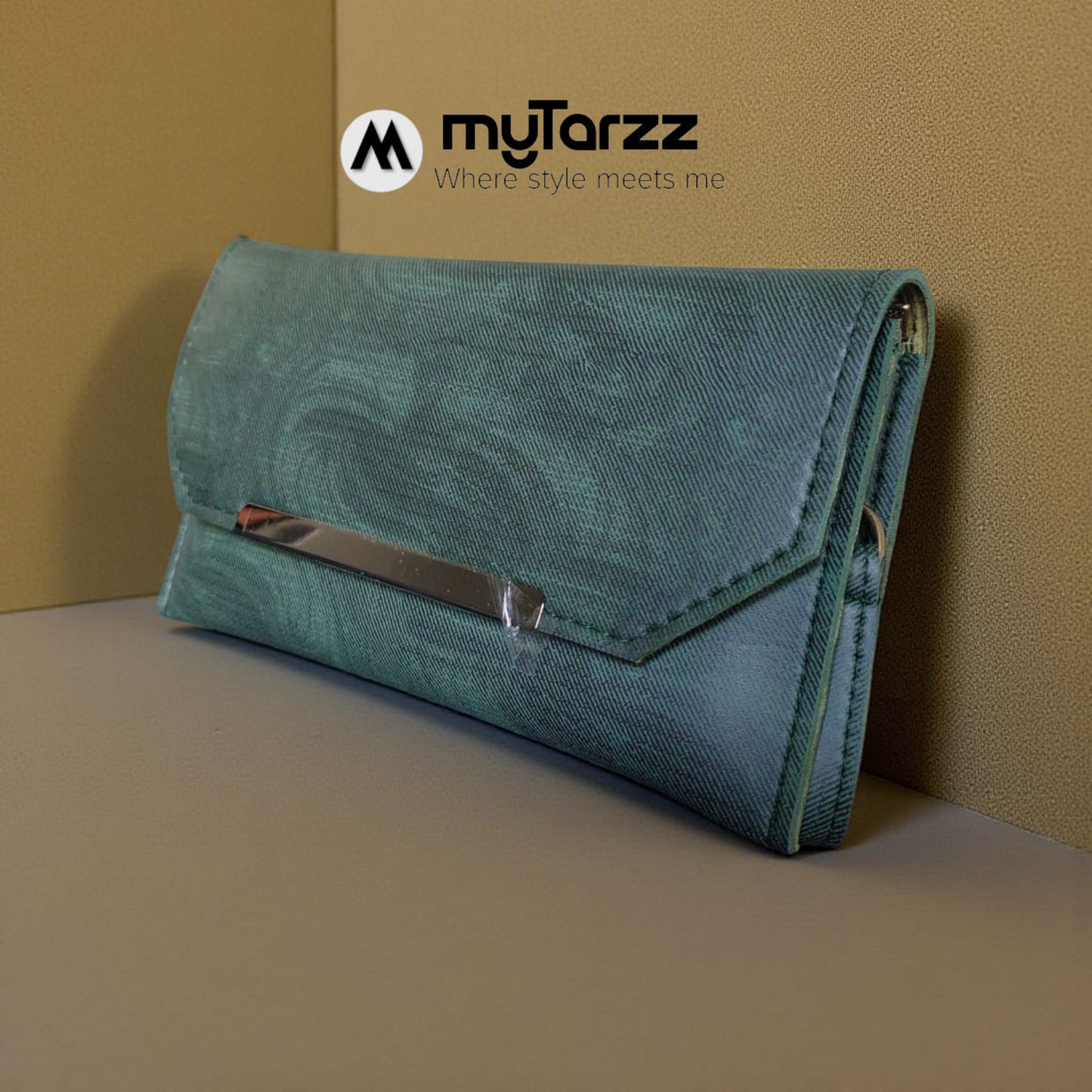MyTarzz Minimalist Bar Clutch Wallet (Emerald Green)