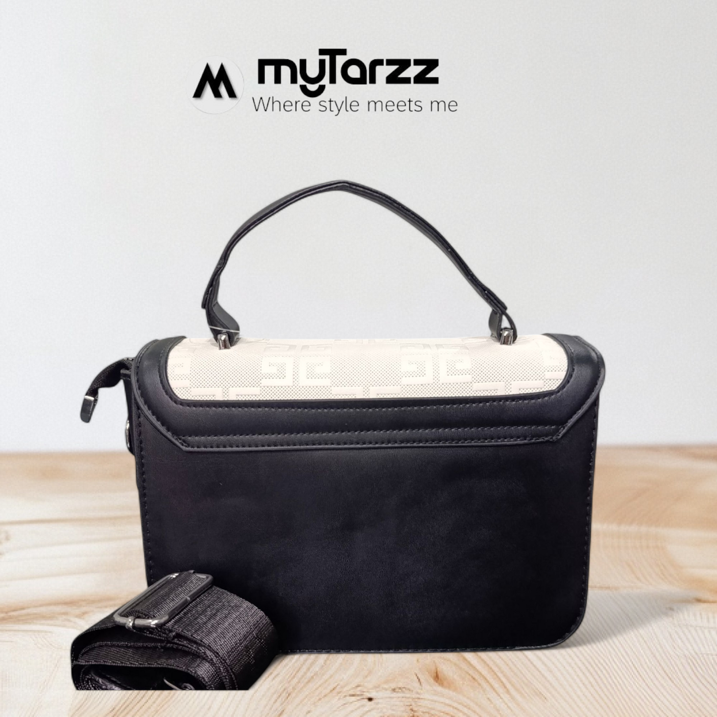Two-Tone White and Black Shoulder Bag Imported